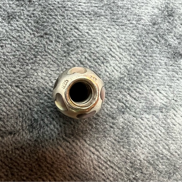 RETIRED Pandora Love Me Black Mother of Pearl Charm - Picture 3 of 3